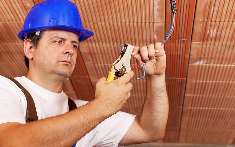 électricien de maintenance Plaisir